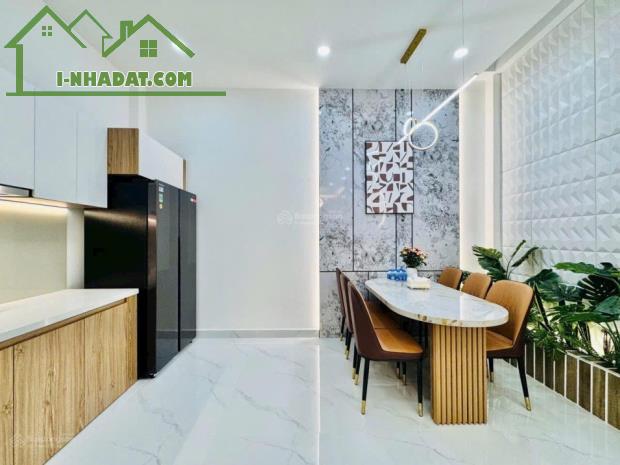 Bán nhà đường Sư Vạn Hạnh, Q.10, 80m², 3 tầng, 4PN, 9,x tỷ - 3