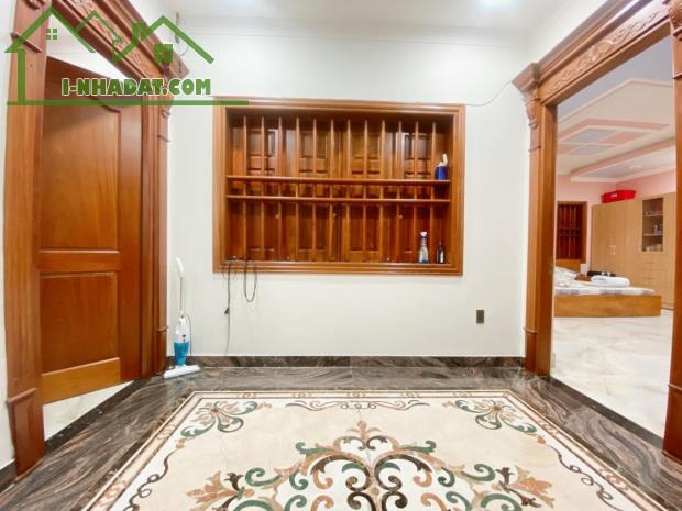 NHÀ ĐẸP, HẺM THÔNG RỘNG, NỘI THẤT XỊN XÒ, GẦN NÚT GIAO GÒ DƯA, 12X18, CHỈ 35 TỶ. - 3