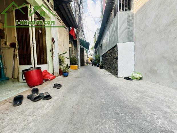 🌹 DT 65M2, H154 ÂU DƯƠNG LÁN, P3, QUẬN 8. CÓ SÂN RỘNG. KHU VỰC YÊN TĨNH.CHỈ 4.7 TỶ