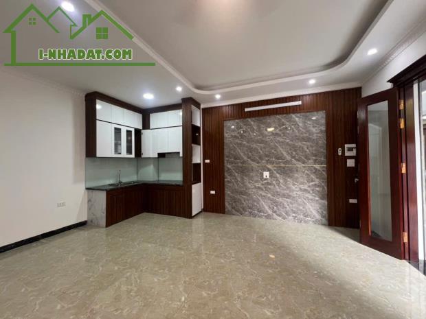 BÁN NHÀ MỚI ĐẸP CỔ LINH LONG BIÊN - GẦN AEON MALL - Ô TÔ ĐỖ CỔNG - 44M2 GIÁ 6,95 TỶ - 1