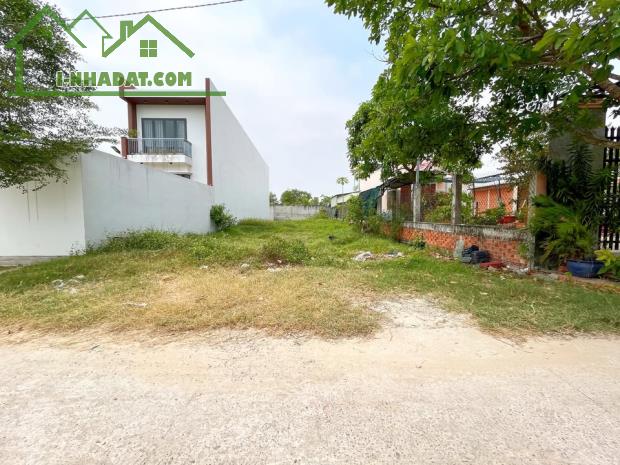 CHỦ CẦN TIỀN BÁN GẤP 500M2 - KẾ BÊN VINHOMES HẬU NGHĨA - GIÁ ĐẦU TƯ - 2