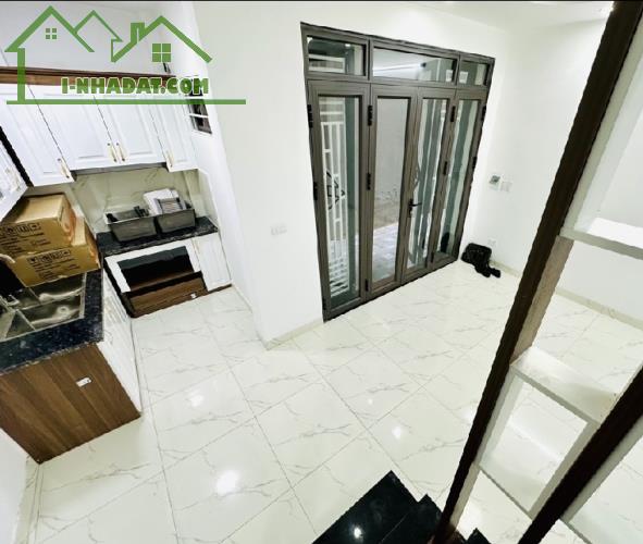 💥 SIÊU PHẨM TRUNG TÂM THẠCH BÀN – CHỈ 5 TỶ 💥 NHÀ 5 TẦNG MỚI KÍNH KOONG – MẶT TIỀN 4M - 1