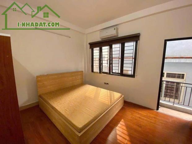 Cho thuê nhà Nguyễn Trãi, Thanh Xuân 4 tầng x 45m2, 4 ngủ, 13 Triệu ở hộ gia đình, Full đồ - 4
