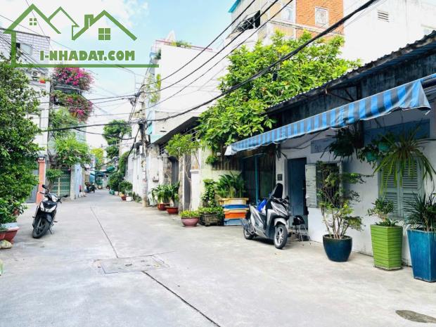 Bán Gấp nhà xây biệt thự Vườn Lài Tân Phú hẻm 8m 215m2 -2 tầng nhỉnh 19 tỷ