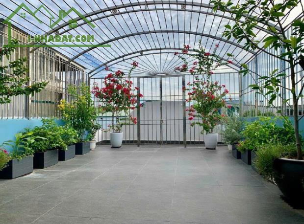 Bán nhà 2 thoáng Lạc Long Quân: 49m x 5 tầng, có sân thượng trồng rau - 3