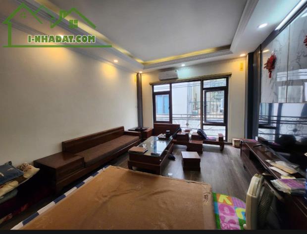 Cần bán nhà trung tâm HM - 69m2x5 tầng - THANG MÁY - dân xây chắc chắn , ô tô vào tận nhà