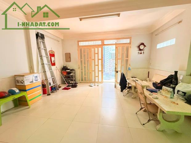 Bán nhà hẻm 3m Điện Biên Phủ, gần Vòng Xoay, tiện đi Quận 1, 5.2/6.2x18m, 2 tấm, 12.3 tỷ