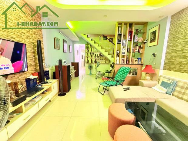 Bán nhà hẻm 3m Điện Biên Phủ, gần Vòng Xoay, tiện đi Quận 1, 5.2/6.2x18m, 2 tấm, 12.3 tỷ - 1