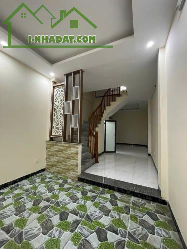 PHỐ XỐM - HÀNG XÓM ĐẠI HỌC ĐẠI NAM - NGÕ Ô TÔ 32M2 GIÁ CHỈ HƠN 5 TỶ - 2
