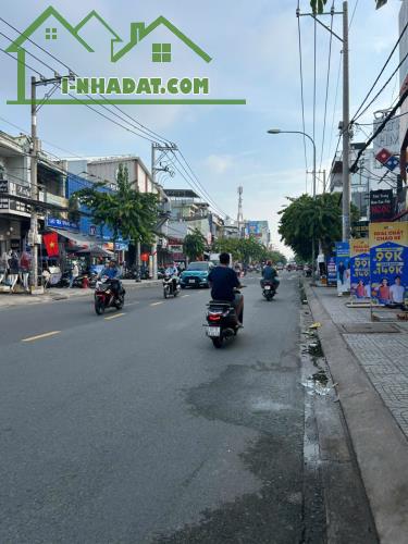 Mặt tiền kinh doanh siêu đẹp, Nguyễn Ảnh Thủ, Hóc Môn , 8m x 24m, giá chỉ nhỉnh 10 tỷ.