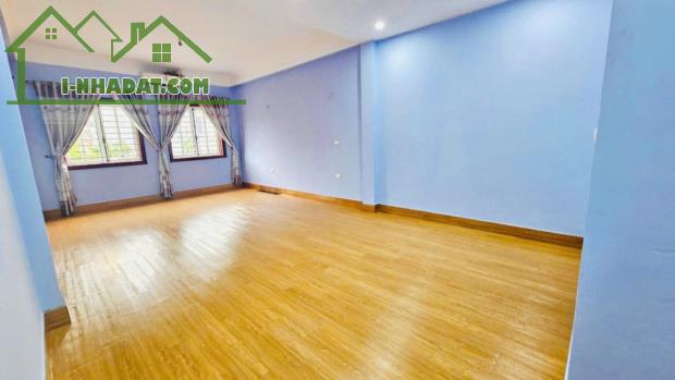 Ô TÔ VÀO NHÀ PHỐ TRỊNH ĐÌNH CỬU, ĐỊNH CÔNG, HM 50M 5T - 2