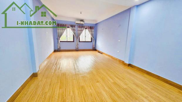 Ô TÔ VÀO NHÀ PHỐ TRỊNH ĐÌNH CỬU, ĐỊNH CÔNG, HM 50M 5T - 3