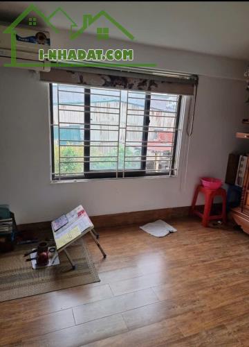 Nhà đẹp xinh xắn ngõ Âu Cơ - Đường thông, ô tô tránh - gần 3 tỷ - 1