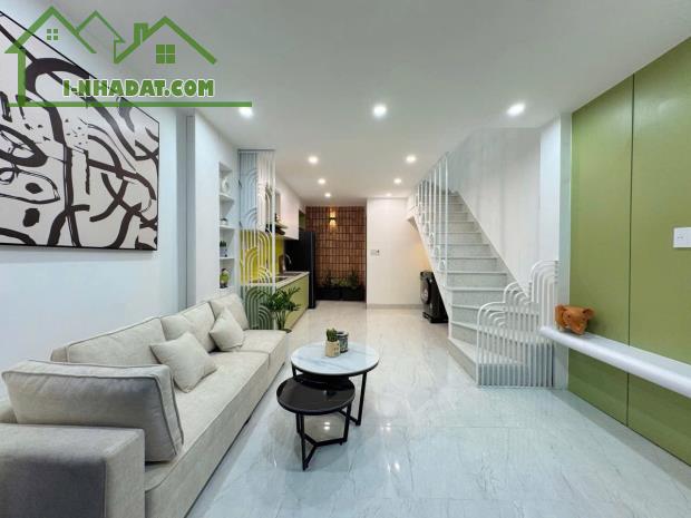 NHÀ ĐẸP HẢI PHÒNG - GẦN BỆNH VIỆN ĐA KHOA ĐÀ NẴNG - 32M2 - 2 TẦNG - 2.85 TỶ