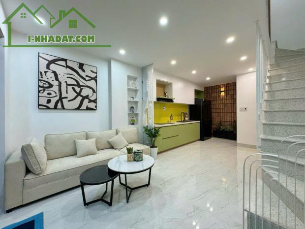 NHÀ ĐẸP HẢI PHÒNG - GẦN BỆNH VIỆN ĐA KHOA ĐÀ NẴNG - 32M2 - 2 TẦNG - 2.85 TỶ - 3