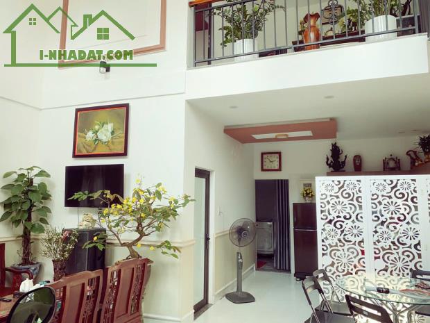 ⚠️ 1.9xx Tỷ Bán nhà Gác lững Từ Dân Kiệt ô tô. P Phú Thượng. TP Huế. - 2