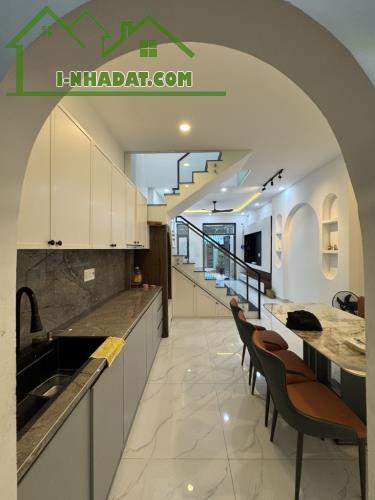Bán nhà đẹp Nguyễn Quý Yêm 48m2 2 tầng mới tinh chỉ 5,2 tỷ