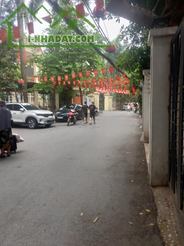 3. Bán nhà Xuân Diệu – Lô góc siêu thoáng – 34m² – Giá 7.7 tỷ – Gần Hồ Tây!  Nhà phố cực