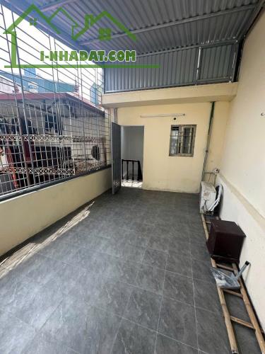 BÁN NHÀ ĐẤT ĐỘI CẤN –BA ĐÌNH DT 44M MT 4M 3 TẦNG GIÁ CHỈ 5.5 TỶ 100M RA PHỐ - 4