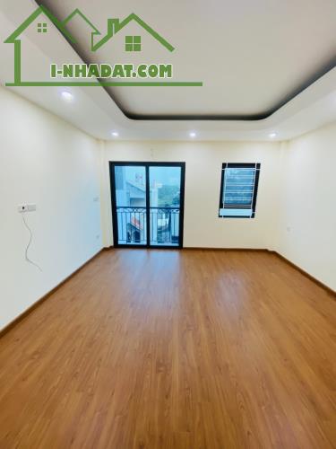 Bán nhà đẹp Phuc Đồng Lô Góc - -Oto tránh- Thang Máy-full Nội Thất- 9,5 tỷ (thương lượng) - 1