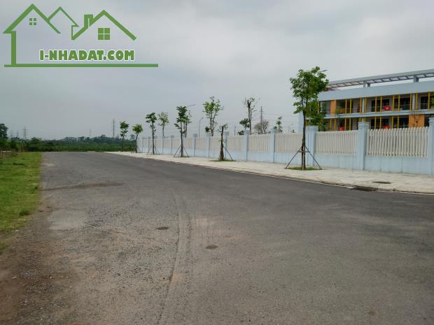 Chính chủ gửi bán lô đất bìa làng Đông Nhân Hải Bối giá chỉ 4.3 Tỷ - 2