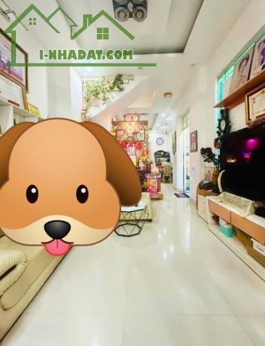 BÁN NHÀ 3 TẦNG ĐẸP – 5x17m – Ô TÔ VÀO TẬN NHÀ – GẦN CHỢ PHẠM THẾ HIỂN, QUẬN 8 – CHỈ 7.5 TỶ