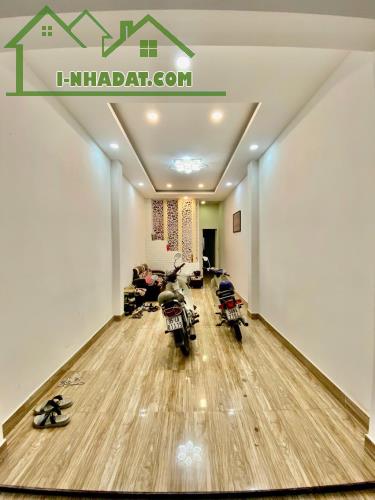 BÁN NHÀ MỚI  4.5 TỶ, HXH, 2 TẦNG, SÁT MẶT TIỀN, HOÀN CÔNG ĐỦ, NGAY PHÚ THỌ HÒA,TÂN PHÚ - 2