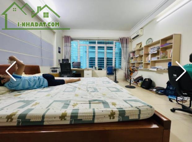 NÓNG HỔI!!BÁN NHÀ TT NAM TỪ LIÊM -42M-5T-CỬA OTO ĐỖ-TẶNG NỘI THẤT-KD - HƠN 10 TỶ
