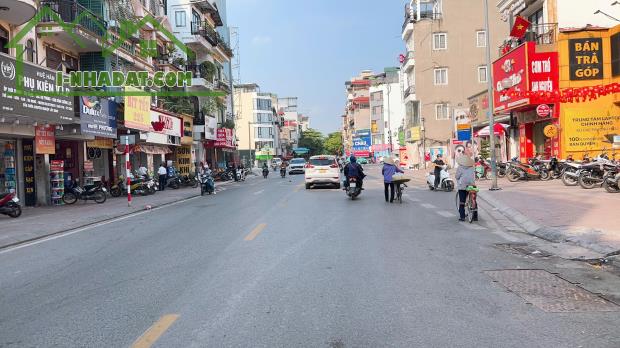 HƠN 8 TỶ, NHÀ NGỌC LÂM 40M, 4T, MT4M, Ô CHỜ THANG MÁY, CÁCH 20M RA SÂN XE 45 CHỖ QUAY ĐẦU. - 3