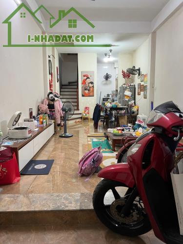 HƠN 8 TỶ, NHÀ NGỌC LÂM 40M, 4T, MT4M, Ô CHỜ THANG MÁY, CÁCH 20M RA SÂN XE 45 CHỖ QUAY ĐẦU. - 5