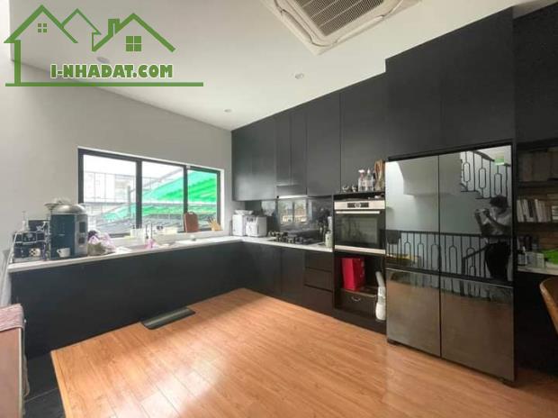 Hai mặt tiền Dương Bá Trạc ngang 6m bề thế xây dựng 7 tầng - 2
