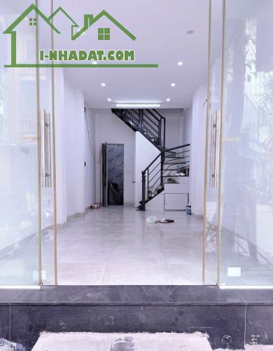 Cho thuê nhà MBKD ngõ ô tô Phố Trường Chinh 4 tầng, 3 ngủ, 16 Triệu - 1