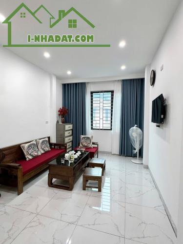Cho thuê nhà MBKD ngõ ô tô Phố Trường Chinh 4 tầng, 3 ngủ, 16 Triệu - 2