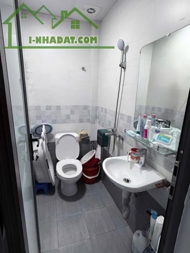Cho thuê nhà MBKD ngõ ô tô Phố Trường Chinh 4 tầng, 3 ngủ, 16 Triệu - 4
