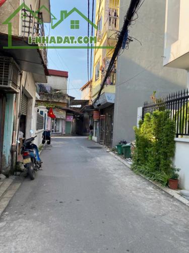 Gấp - bán nhà 57m2 Lệ Chi - trục chính kd/trường đại học May Hà Nội - chỉ 3.X tỷ