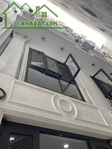 BÁN CĂN NHÀ 6 TẦNG PHỐ TRẦN CUNG TỔNG 14PKK FULL NỘI THẤT GIÁ HƠN 13 TỶ