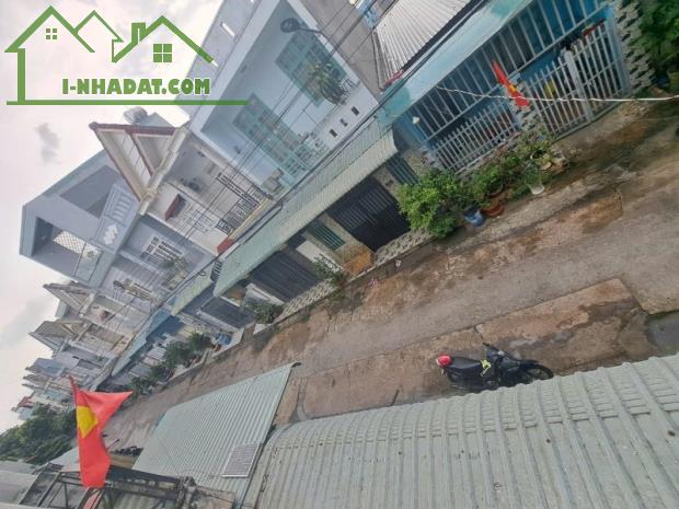 Bán nhà Trệt Lầu Dĩ An,đường 2 xe hơi,gần SVĐ Dĩ An,giá đầu tư - 3