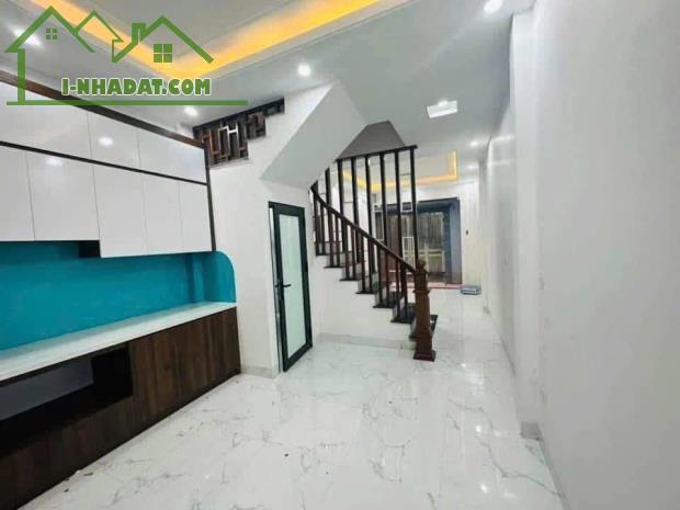 BÁN NHÀ BÙI XƯƠNG TRẠCH 42M 6T MT 4,5 MGIAS HƠN 8 TỶ CÒN THƯƠNG LƯỢNG ! NHÀ MỚI GẦN Ô TÔ