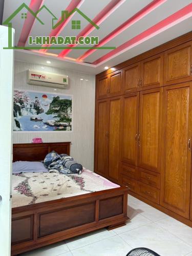 BÁN GẤP NHÀ MẶT TIỀN VÕ THỊ PHẢI, QUẬN 12– 4 TẦNG, 5Mx15M – KINH DOANH SẦM UẤT– CHỈ 6.2 TỶ - 3