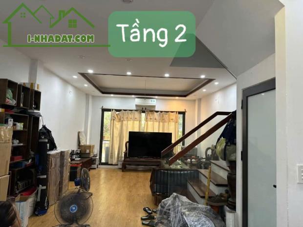 Nhà Đại La, Ô tô vào nhà. Thoáng các phòng. DT 48m2, 5 tầng, MT 4,4m. Giá 14,9 tỷ - 1