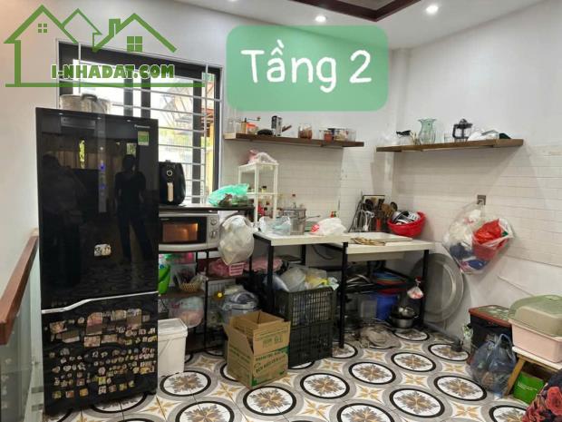 Nhà Đại La, Ô tô vào nhà. Thoáng các phòng. DT 48m2, 5 tầng, MT 4,4m. Giá 14,9 tỷ - 2