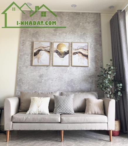 *Bán nhà đường Nguyễn Khánh Toàn, Gần Lương Nhữ Hộc, Q.Hải Châu, dt 94m2, Giá 6,5 Tỷ