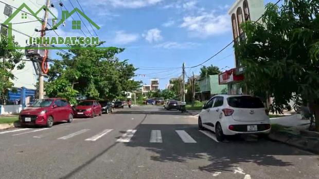 Chính chủ bán lô đất rộng 156m mặt tiền đường 10m5 Phạm Huy Thông , Quận Sơn Trà , Đà Nẵng