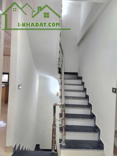 Bán nhà Lệ Mật,Việt Hưng 6 tầng,50m,mt6m oto vào nhà nhỉnh 8 tỷ - 5