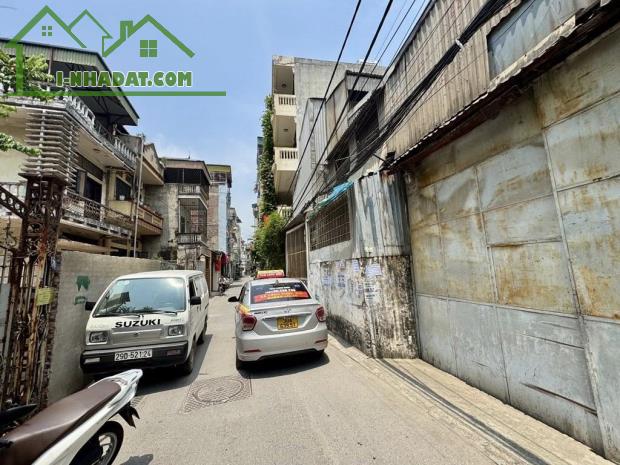 Tân Mai- Đất- Mặt Ngõ thông- Ô tô tránh- Kinh doanh- Xây Văn phòng- 66m2- 200tr/m- Còn bớt - 2