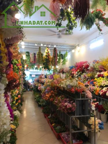CHÍNH CHỦ BÁN NHÀ 5 TẦNG PHỐ HÀNG RƯƠI 105M GIÁ 63 TỶ MẶT TIỀN VÀNG HIẾM CÓ GIỮA PHỐ CỔ - 1