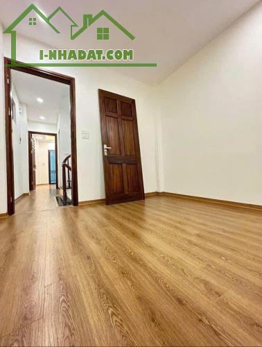 Nhà đẹp ngay Đại học TDTT,Ôtô đỗ cửa-5 tầng.Ở ngay.Phụng Châu-chương mỹ.nhỉnh 2.85 tỷ - 2