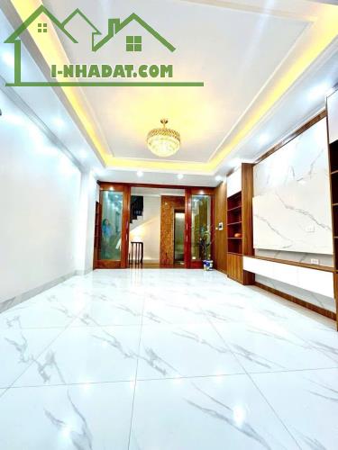 Rẻ nhất tầm giá – Phố Văn Cao, Ba Đình. Nhà mới thang máy 6 tầng x 35m, giá 7.5 tỷ - 2