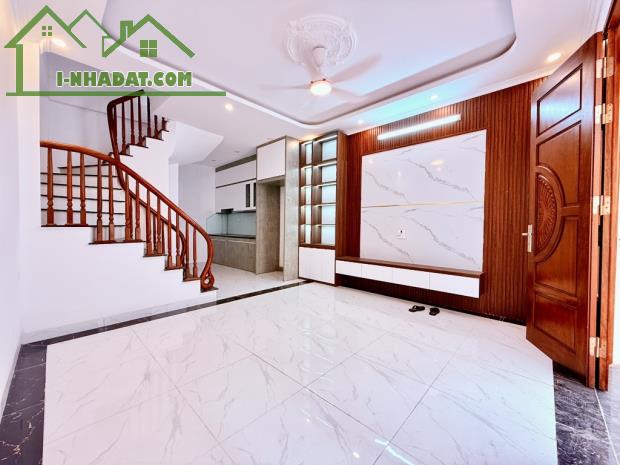 Nhà đẹp phố Đàm Quang Trung, hàng xóm Aeon Mall,nhà mới tinh, gần phố, chân cầu Vĩnh Tuy - 1
