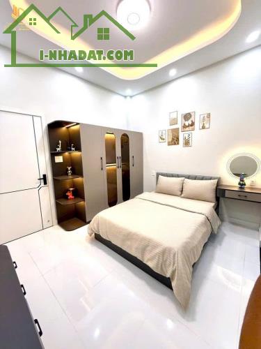 Bán Nhà Gò Vấp Mặt Tiền Nguyễn Văn Công (5,2×20) 3Tầng 16,XXTỷ - 2
